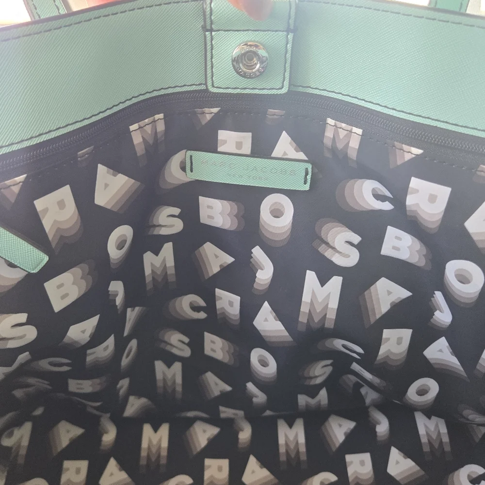 NWT Marc Jacobs Sidekick Tote  + Wallet - Picture 8 of 16